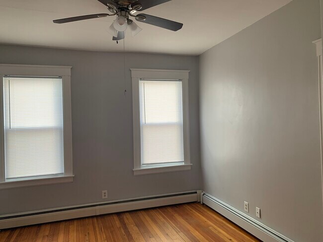 Foto del edificio - 44 Albany Ave