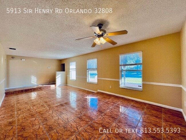 Photo - 5913 Sir Henry Rd House