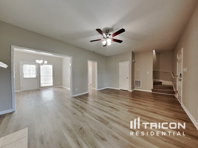 Building Photo - 513 Oak Dare Ln