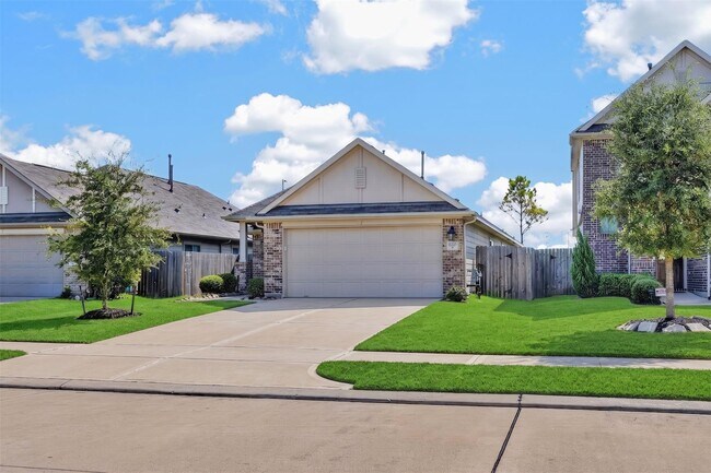 Building Photo - 8811 Trenton Landing Ln
