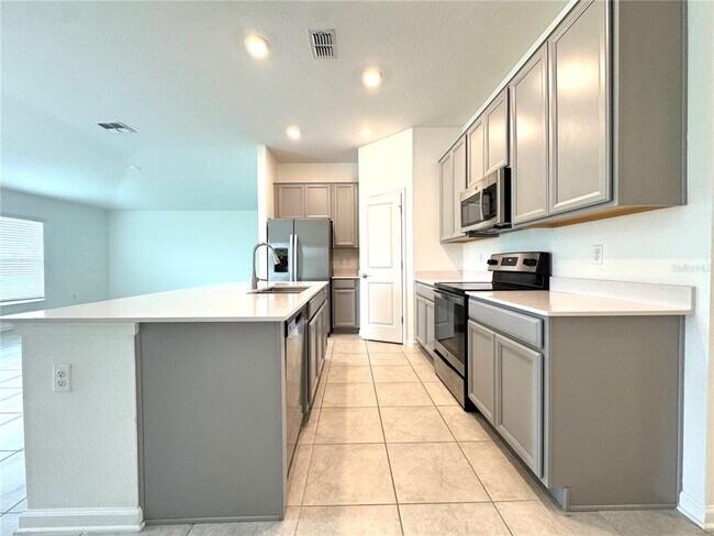 Foto del edificio - 4567 Tahoe Cir