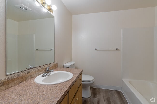 2BR, 1BA - 838SF - Bathroom - Northwood Meadows Apartments
