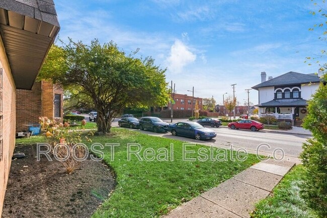 Foto del edificio - 1170 Bryden Rd