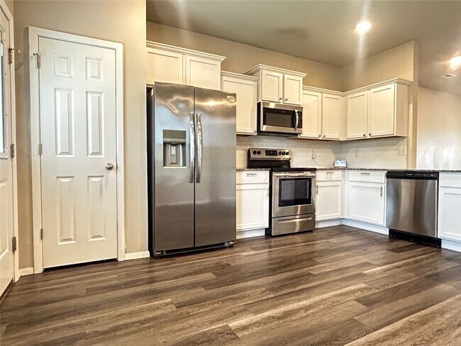 Foto del edificio - 949 E Sparrow Cir