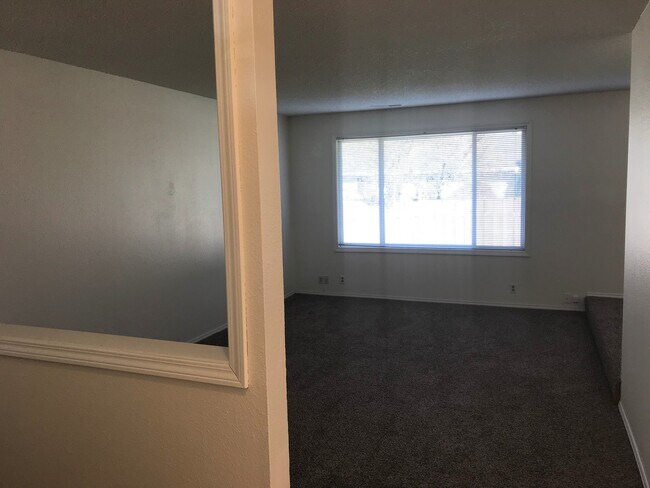 Foto del edificio - Adorable 3 Bed 2 Bath Ranch Style Home on ...