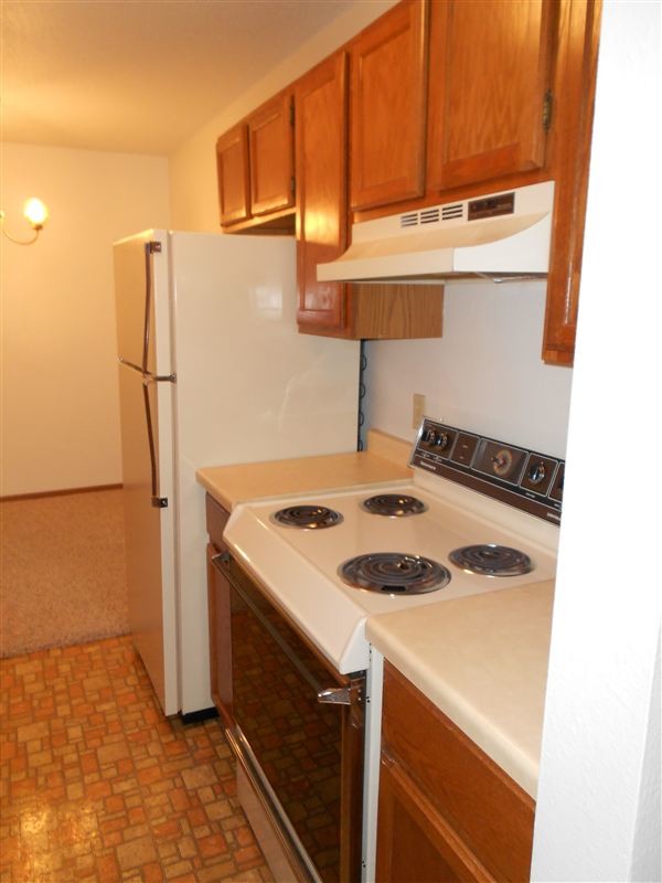 Building Photo - 2 br, 1 bath  - 2738 Gateway Ave #2