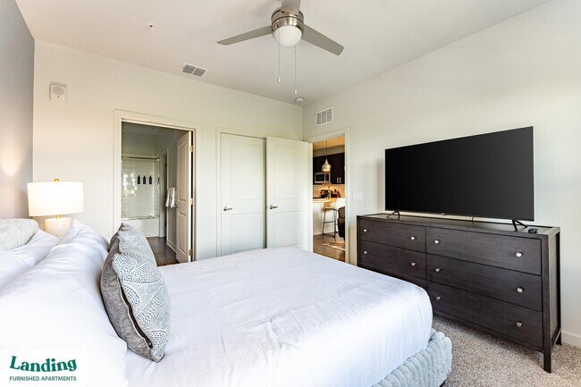 Foto del edificio - 1225 Utica Dr