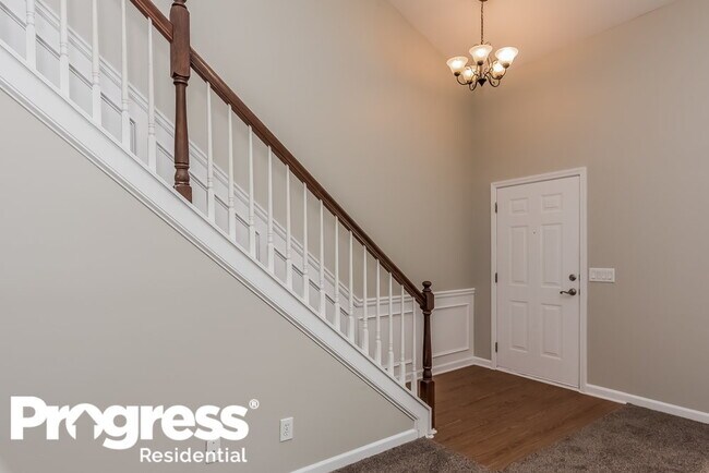 Building Photo - 710 Weatherstone Trce