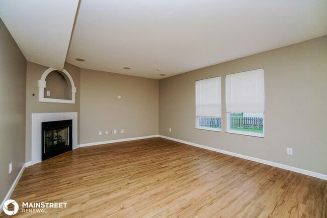 Building Photo - 32 HAWTHORNE DR, ASHVILLE, OH 43103