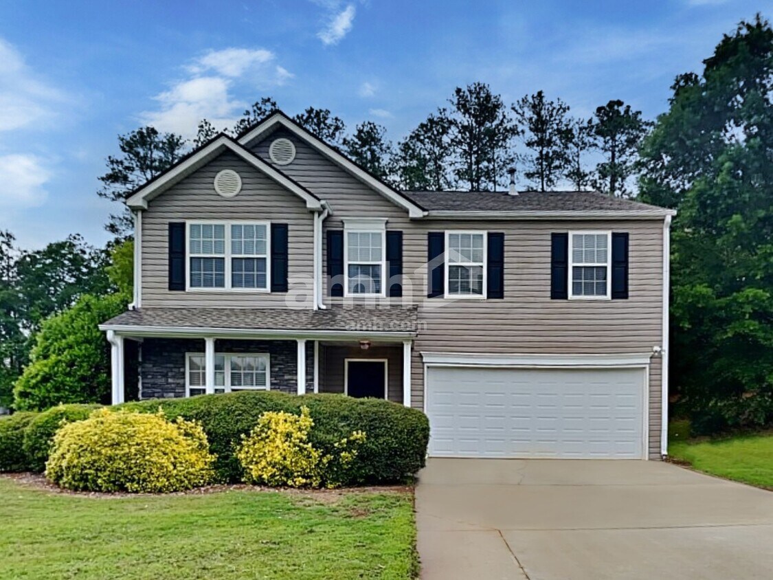 Foto principal - 639 Stonecrest Dr