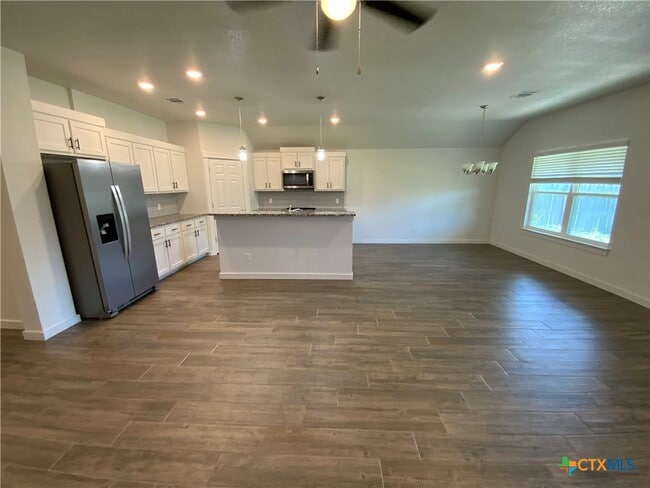 Building Photo - 1511 Fiddle Wood Wy