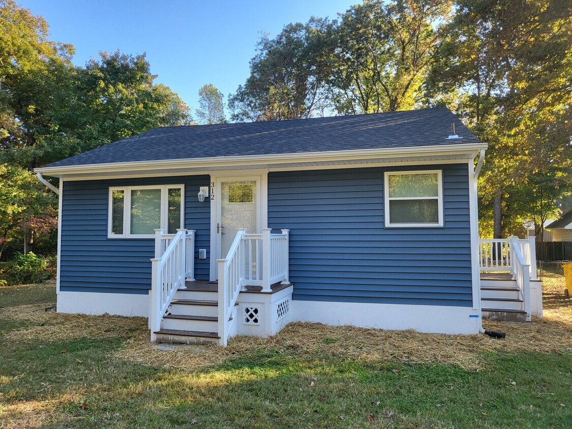 312 Julias Ln, Pasadena, MD 21122 House Rental in Pasadena, MD