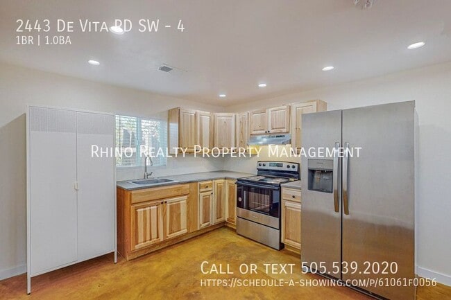 Foto del edificio - 2443 De Vita Rd SW