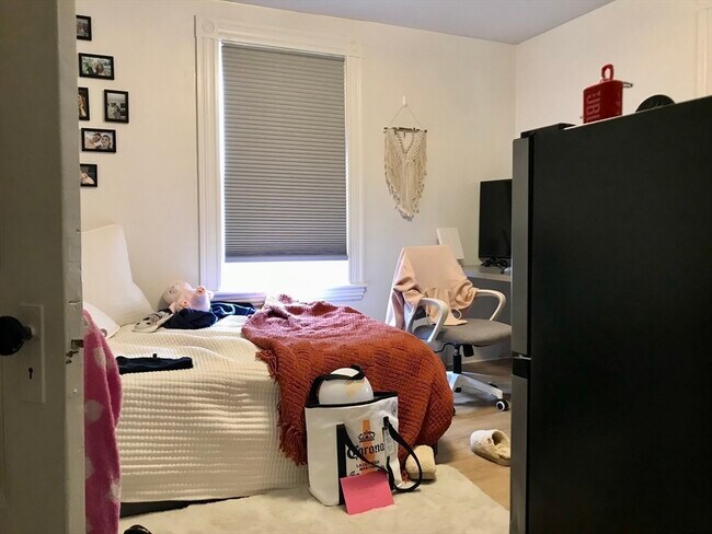 Foto del edificio - 79 Cushing St