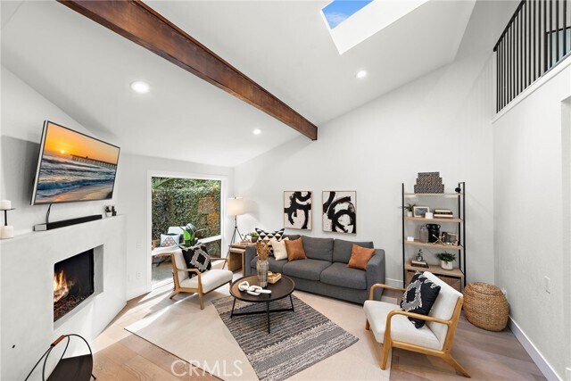 Foto del edificio - 12628 Newport Ave