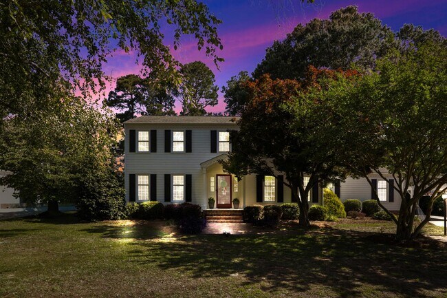 Foto del edificio - 206 Ramblewood Dr