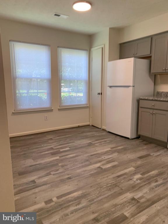 Foto del edificio - 11149 Thornberry Ct