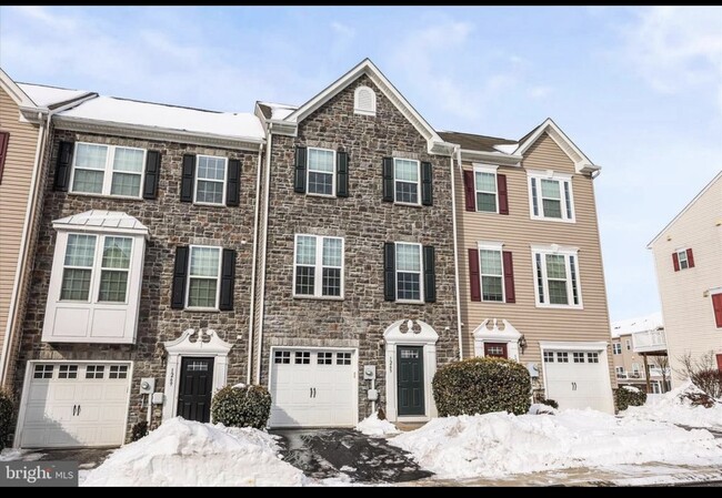 Building Photo - 1265 Elderslie Ln