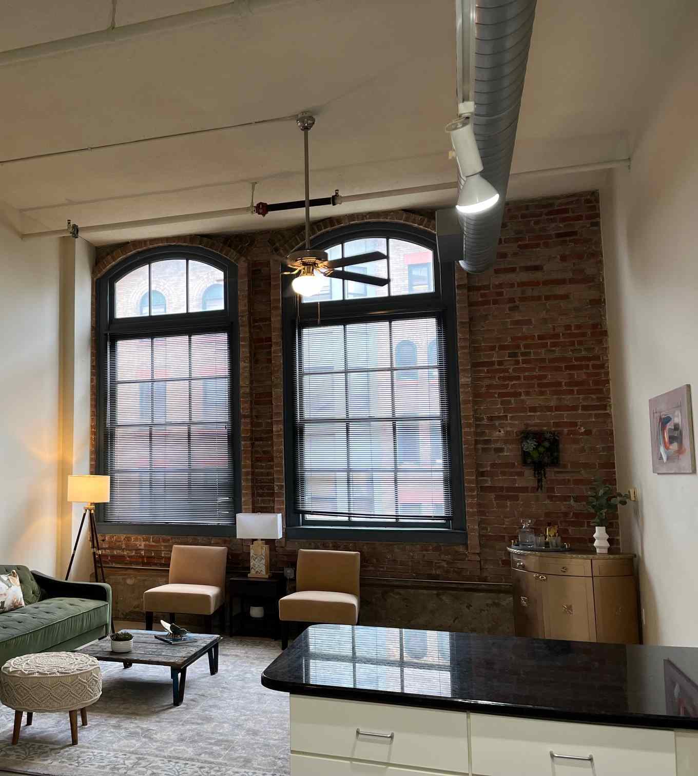 Tower Press Building – 2 BR Loft, 1 BA 1 Story #