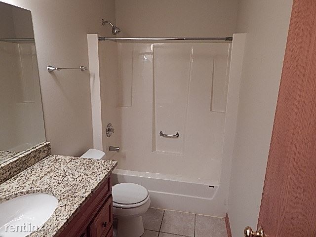 Building Photo - 4 br, 3 bath House - 51 Manor Dr