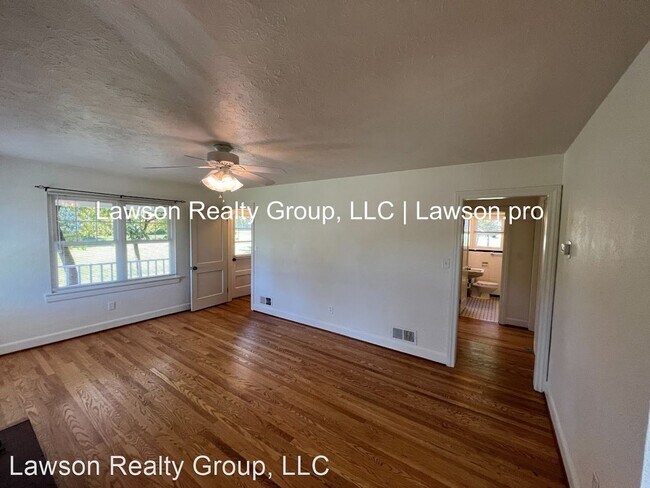 Foto del edificio - 4 br, 2 bath House - 1023 Highland Rd