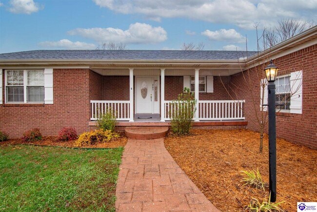 Foto del edificio - 243 Emmaus Cir