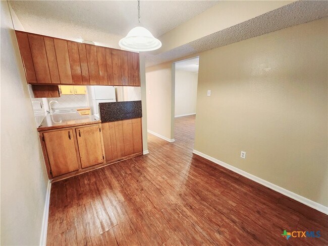 Building Photo - 1301 Martin Luther King Jr Dr