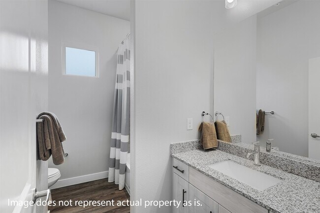 Foto del edificio - 7217 Rustle Rd