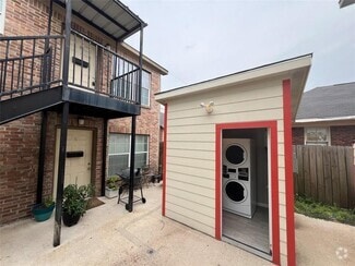 Building Photo - 4719 Clay St
