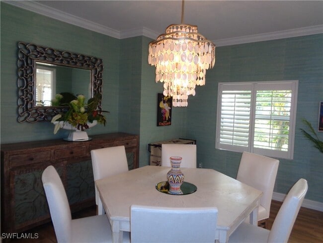 Foto del edificio - 6190 Reserve Cir