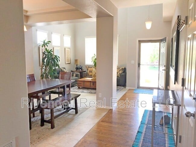 Building Photo - 3659 Desert Ridge Cir