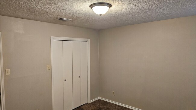 Building Photo - 2827 Thorne Creek Ln