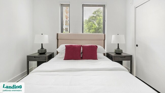 Building Photo - 715 Merritt Ave