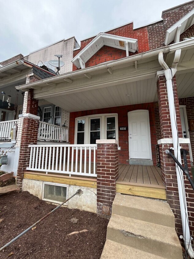 Primary Photo - This fully remodeled 3-bedroom home is rea...