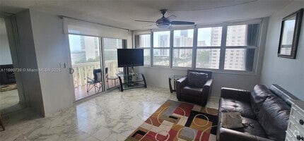 Building Photo - 1825 S Ocean Dr