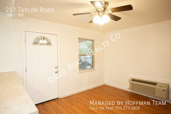 Foto del edificio - 217 Taylor Rd