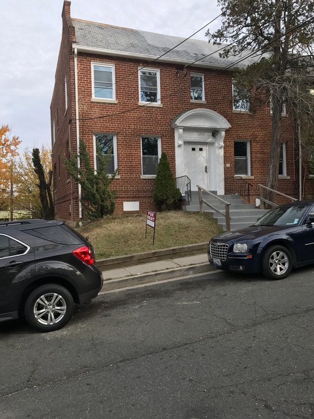 1323 Anacostia Rd SE Unit 2, Washington, DC 20019 Apartment for Rent