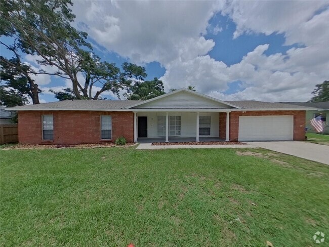 Building Photo - 114 Jeffrey Dr