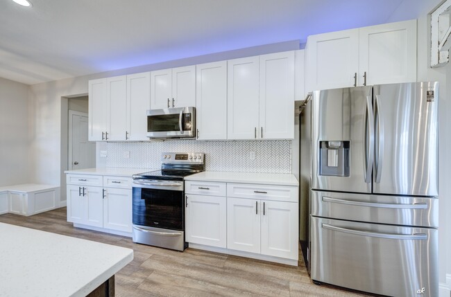 Foto del edificio - 742 Vista del Sol Ln