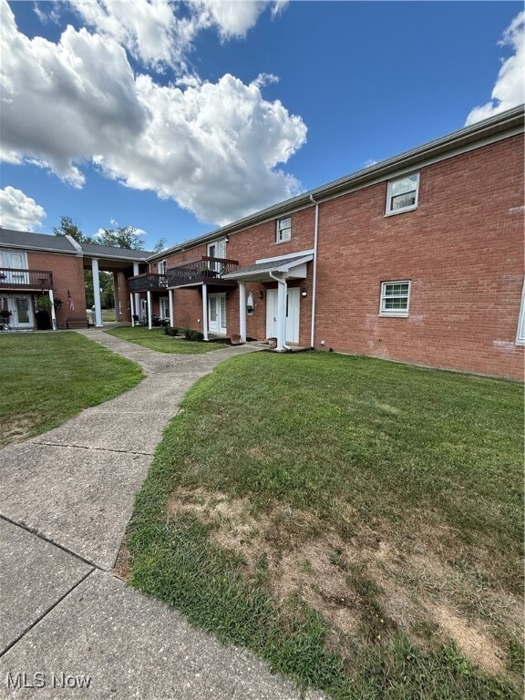 Building Photo - 2955 Fairway Ln
