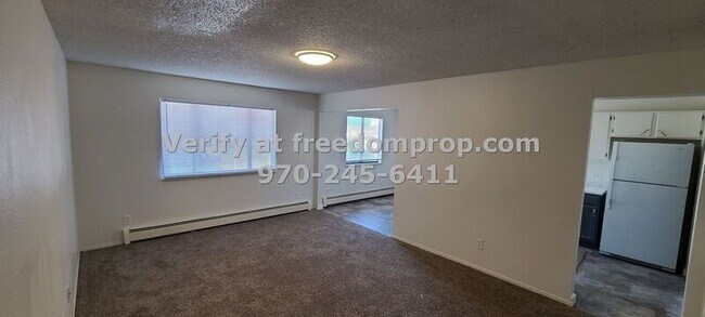 Building Photo - 455 Topaz Dr