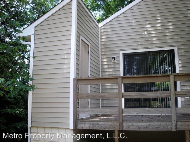 Foto del edificio - 112-116 Greengate Ct