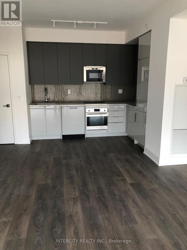 Photo du bâtiment - 2908 Hwy 7