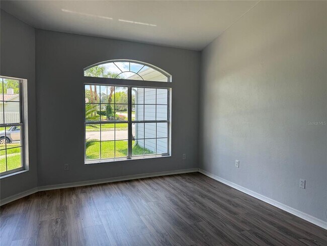 Foto del edificio - 1010 NW 120th St