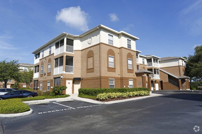 Isles Of Gateway Apartments St Petersburg Fl