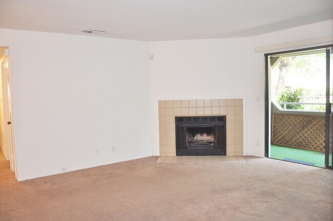 Building Photo - 1659 Braddock Ct