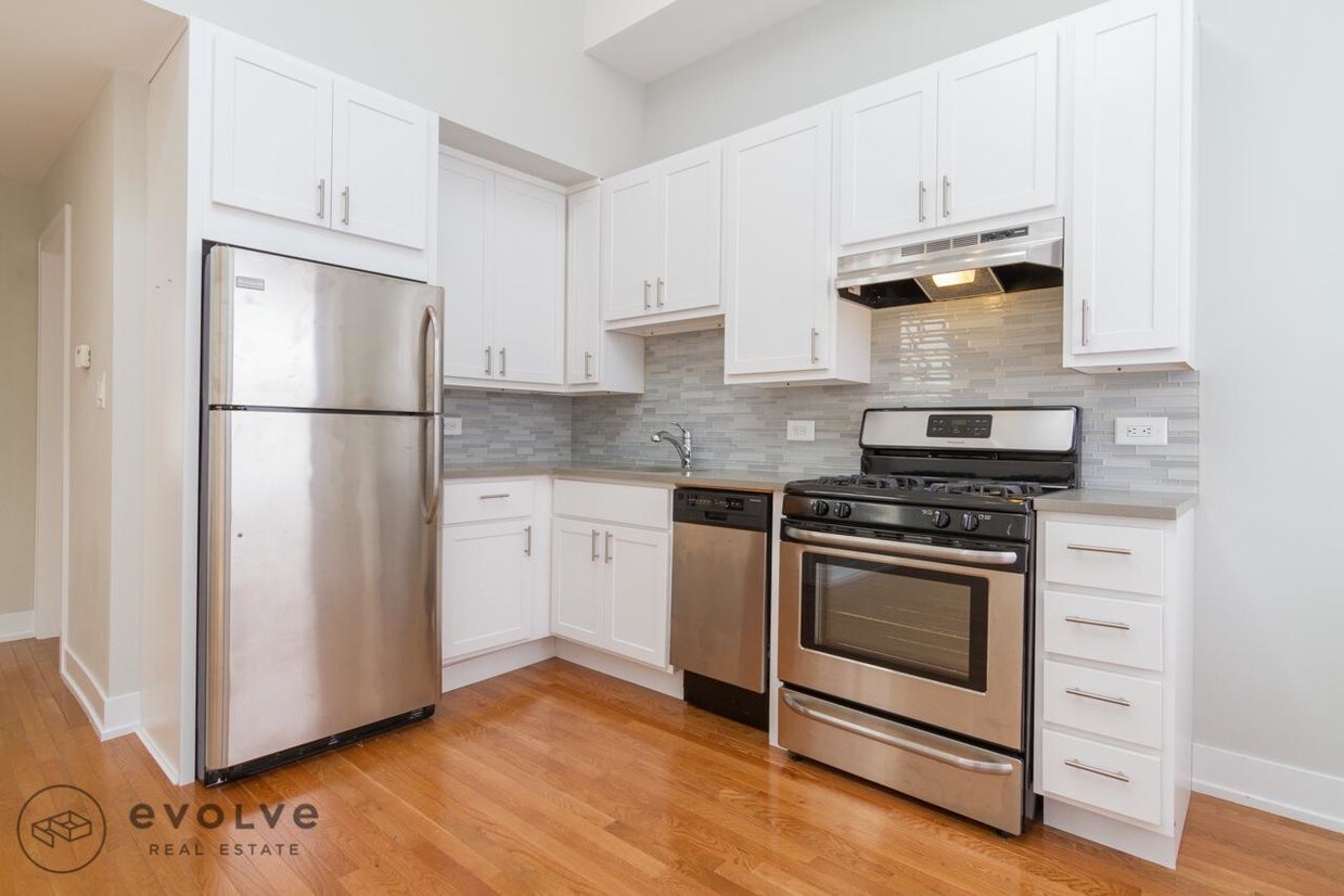 Foto principal - 2527 N Lincoln Ave