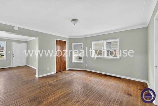 Building Photo - 837 Colburn St