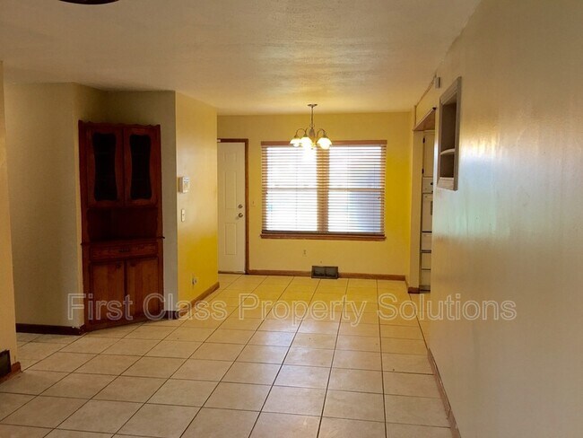 Foto del edificio - 2732 SW 61st St