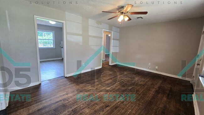Foto del edificio - 3 Bedroom in MWC!